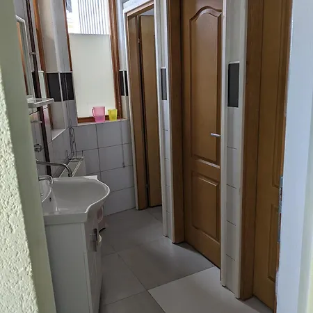 D Ibukic Apartamento Bihać