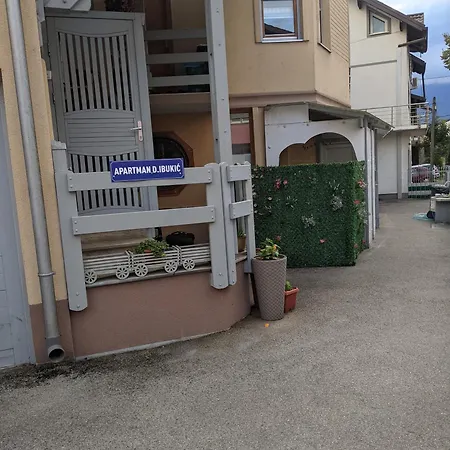 D Ibukic Apartment *