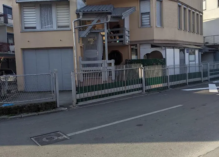 D Ibukic Apartman Bihać